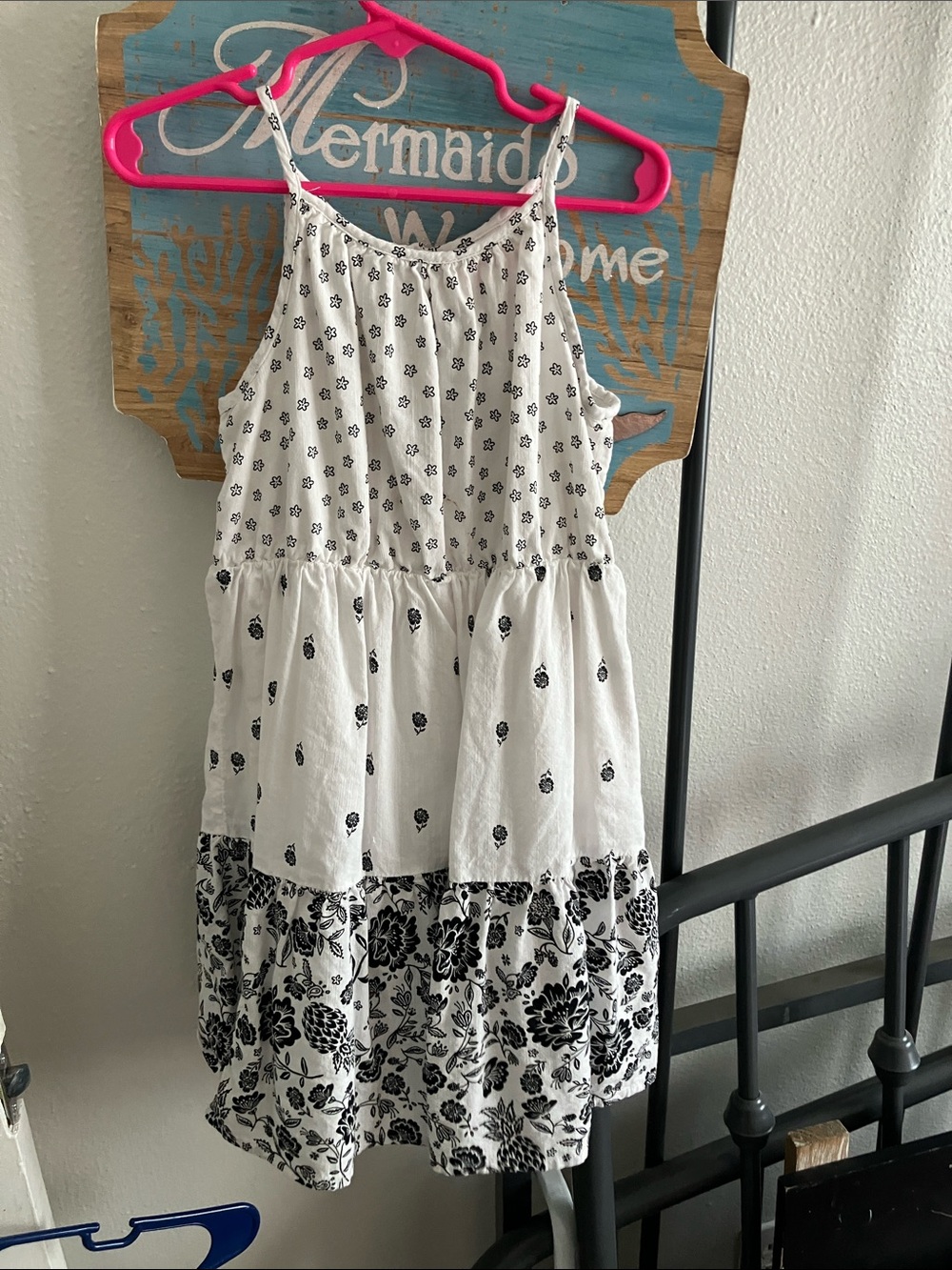 Old Navy White and Black Floral Tiered Dress